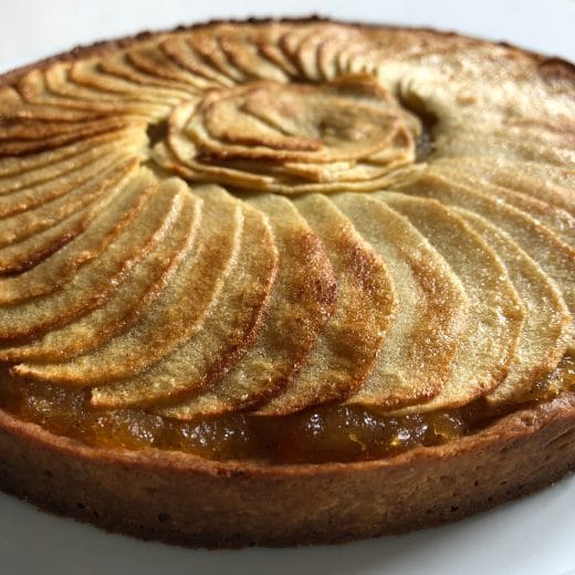 Tarte aux pommes avec compote et pâte sablée de Christophe Michalak