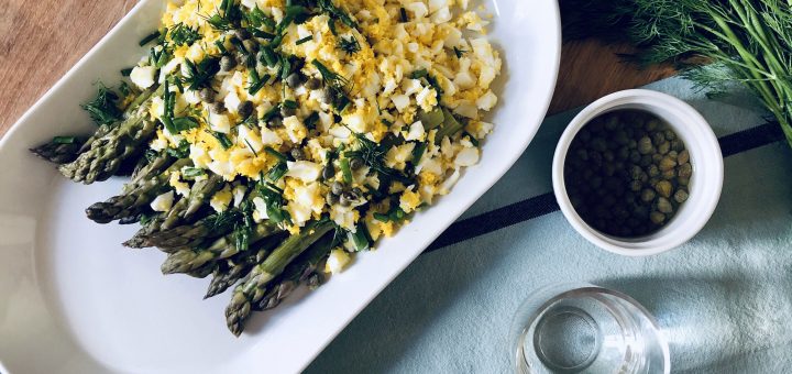 asperges aux oeufs Hélène Darroze